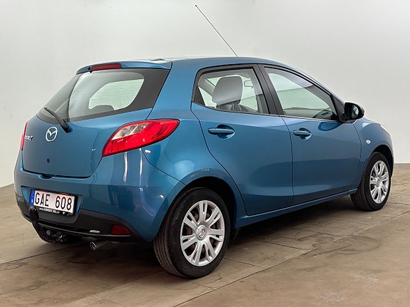 Mazda 2 5 of 5
