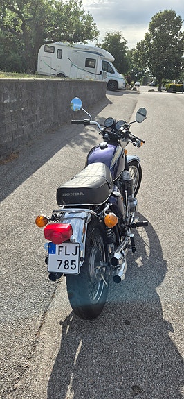 Honda CB 750 Four 4 of 5