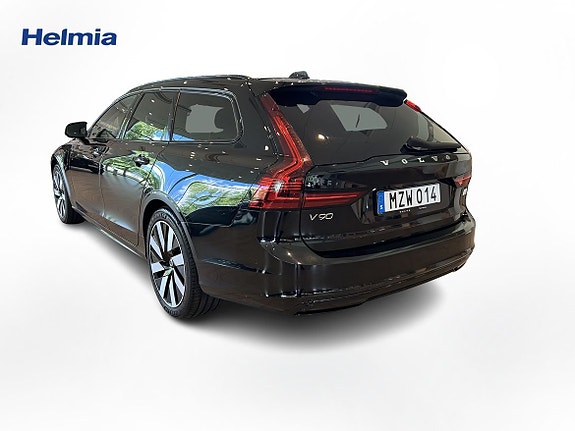 Volvo V90 3 of 5