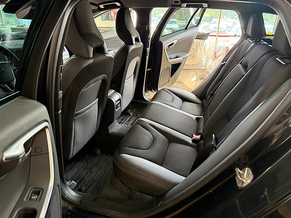 Volvo V60 20 of 24
