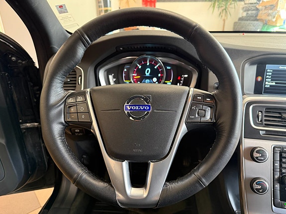 Volvo V60 17 of 24