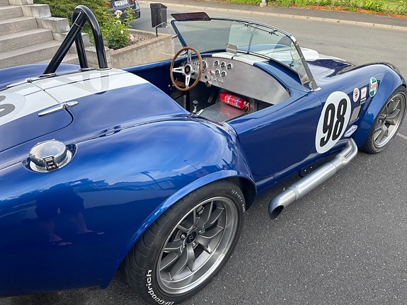 AC Cobra 3 of 5