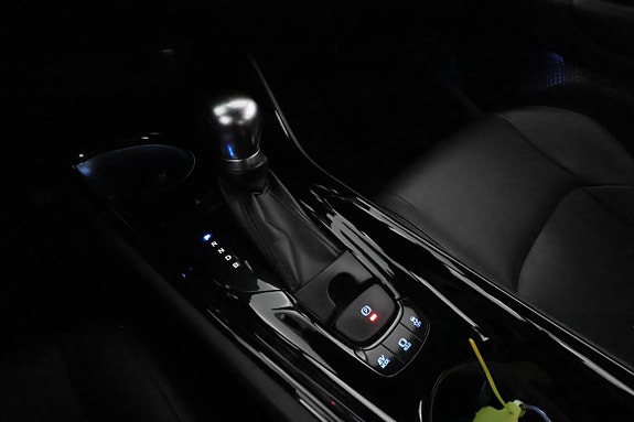 Toyota C-HR 20 of 29