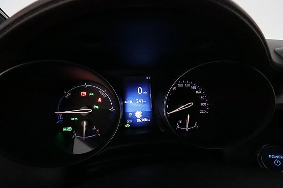 Toyota C-HR 22 of 29