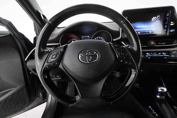 Toyota C-HR 14 of 29
