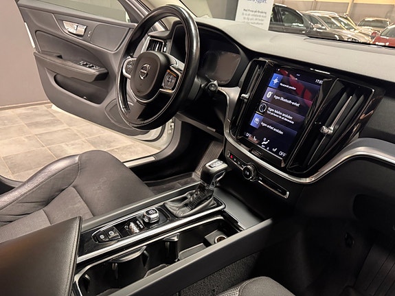 Volvo V60 6 of 13