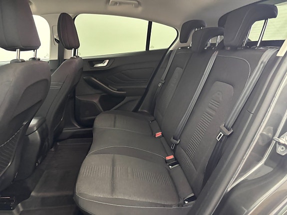 Ford Focus 15 of 24