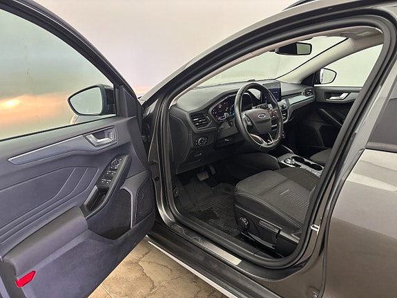 Ford Focus 13 of 24