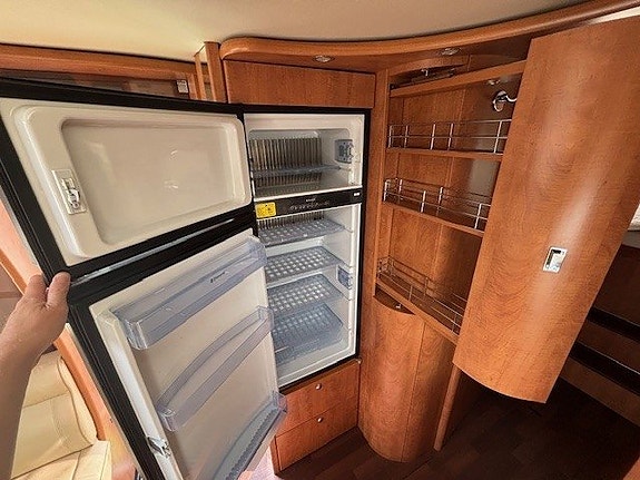 Carthago CHIC C-LINE XL 5,5LE 9 of 16