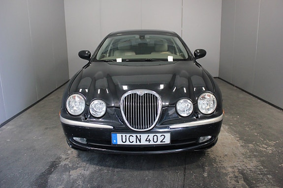 Jaguar S-TYPE 5 of 20