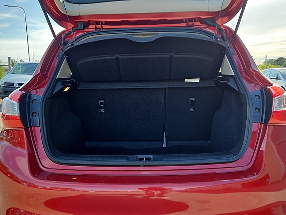 Nissan Pulsar 8 of 8