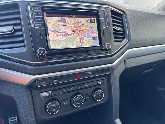 Volkswagen Amarok 8 of 22