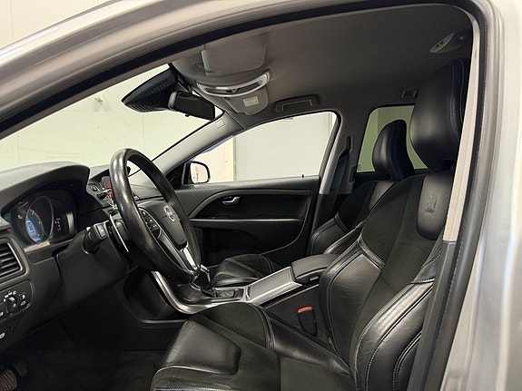 Volvo XC70 21 of 30