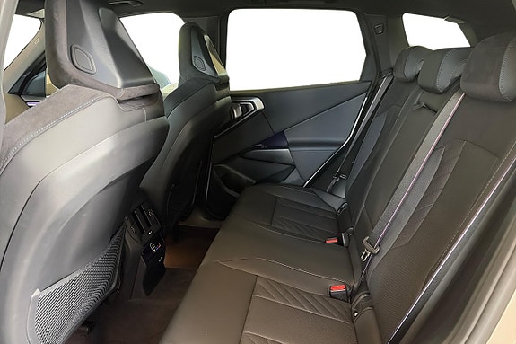 BMW X3 11 of 19