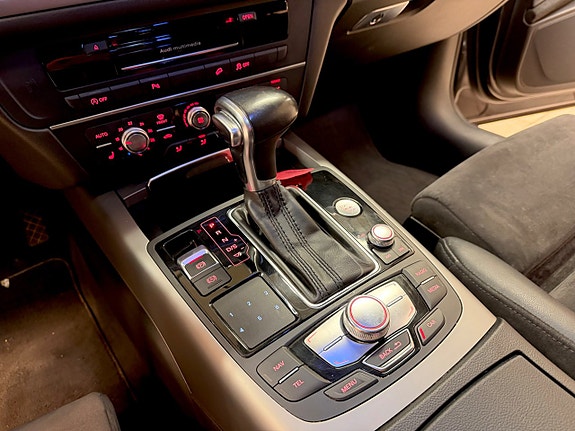 Audi A6 allroad 9 of 14