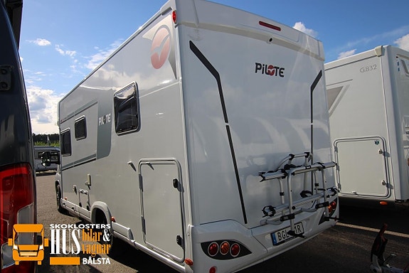 Pilote P 740 C Automat 140hk Vintepaket Queenbed 410 mil 4 of 25
