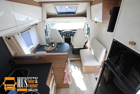 Pilote P 740 C Automat 140hk Vintepaket Queenbed 410 mil 6 of 25