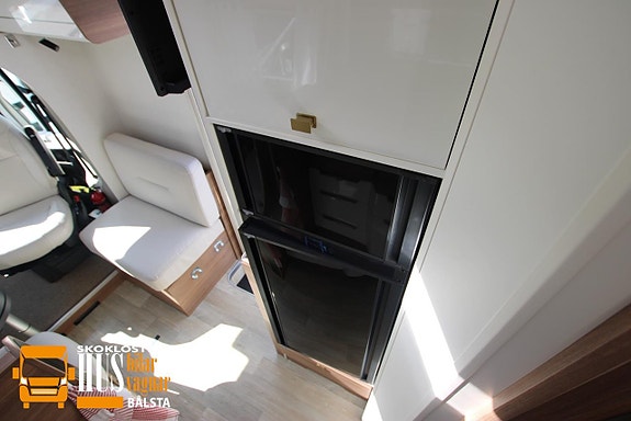 Pilote P 740 C Automat 140hk Vintepaket Queenbed 410 mil 15 of 25