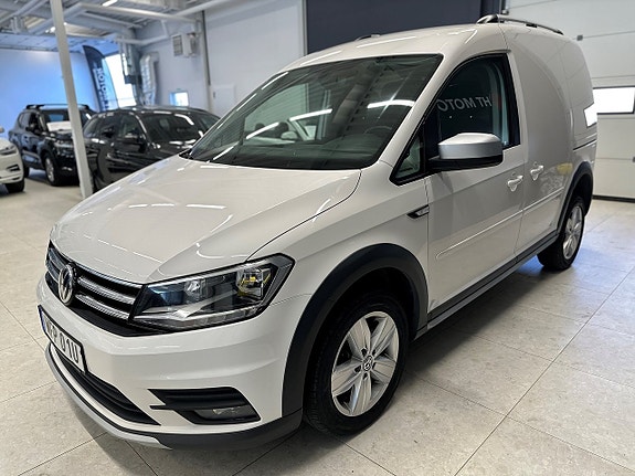 Volkswagen Caddy Alltrack 4 of 5