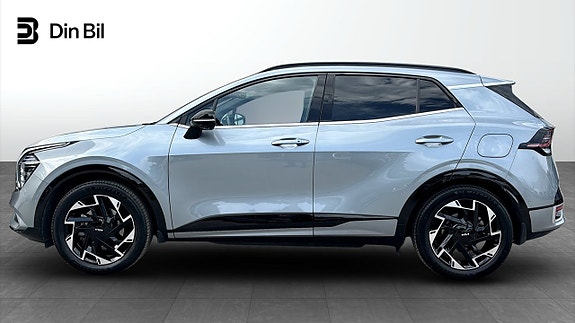 Kia Sportage 2 of 5
