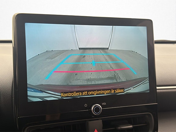 Toyota Yaris Cross 17 of 30