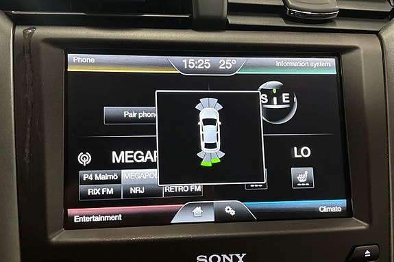 Ford Mondeo 18 of 26