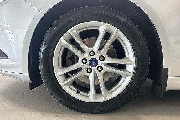 Ford Mondeo 11 of 26