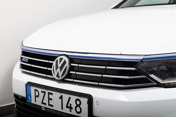 Volkswagen Passat 3 of 5