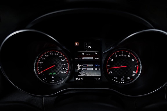 Mercedes-Benz C63 17 of 30