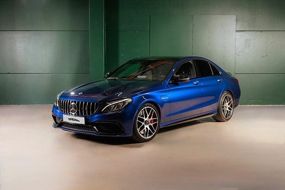 Mercedes-Benz C63 8 of 30