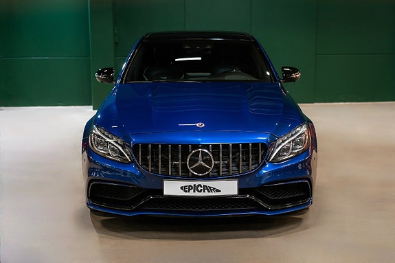 Mercedes-Benz C63 6 of 30