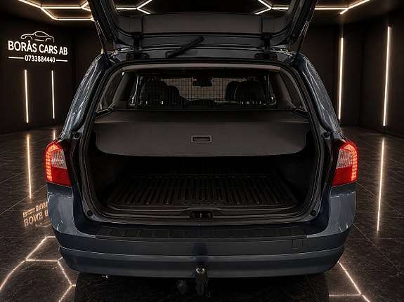Volvo V70 5 of 13