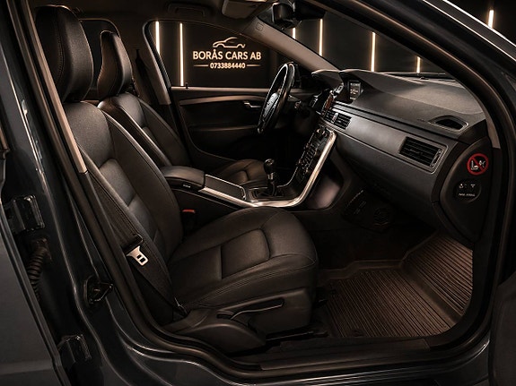 Volvo V70 6 of 13