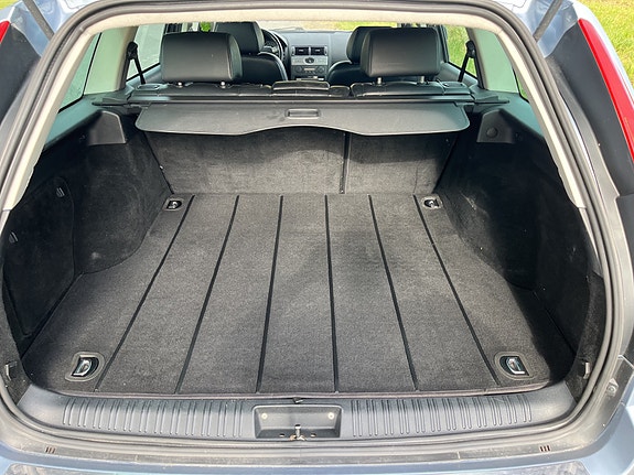 Ford Mondeo 11 of 14