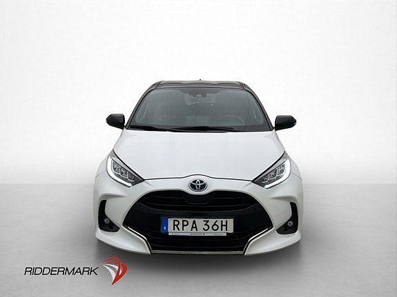 Toyota Yaris 2 of 23