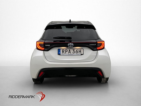 Toyota Yaris 6 of 23