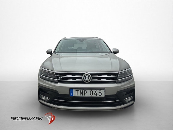Volkswagen Tiguan 2 of 5