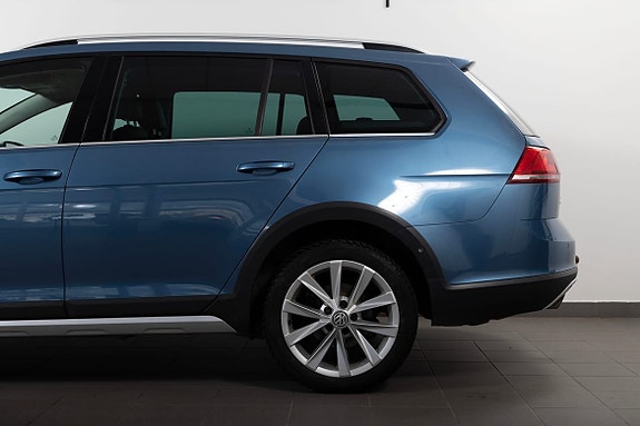 Volkswagen Golf Alltrack 5 of 23