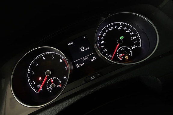 Volkswagen Golf Alltrack 20 of 23