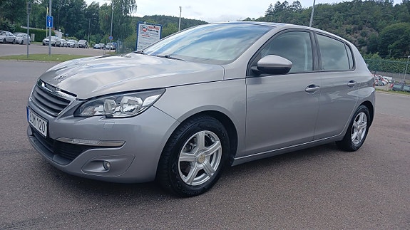Peugeot 308 4 of 18