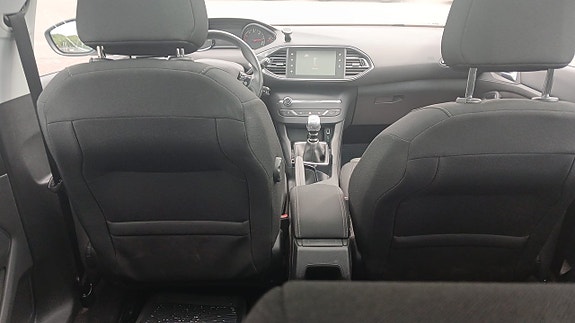Peugeot 308 18 of 18