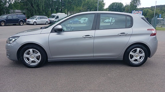 Peugeot 308 5 of 18