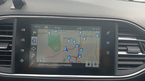 Peugeot 308 12 of 18