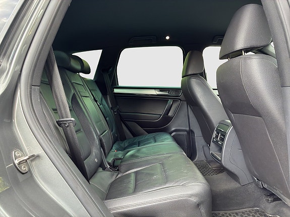 Volkswagen Touareg 18 of 19