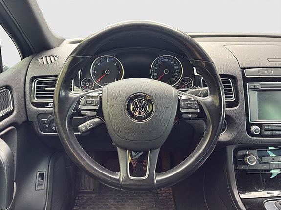 Volkswagen Touareg 13 of 19