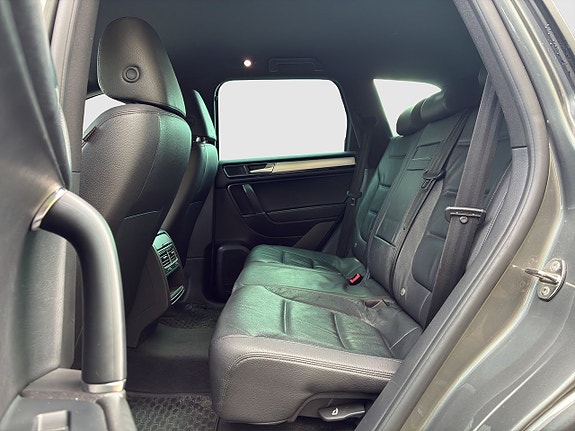Volkswagen Touareg 11 of 19
