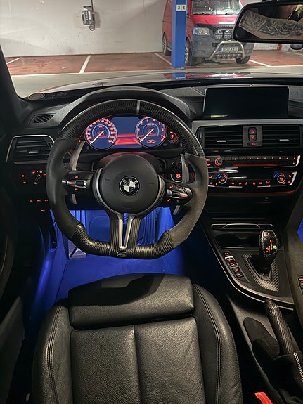 BMW 440i 4 of 5