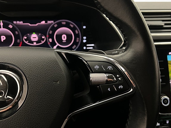 Skoda Superb 21 of 30