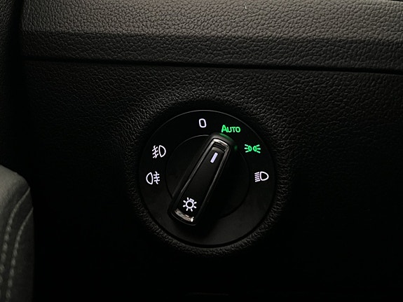 Skoda Superb 16 of 30