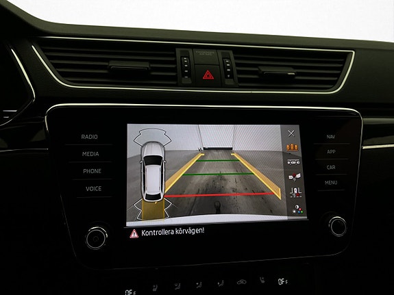 Skoda Superb 22 of 30